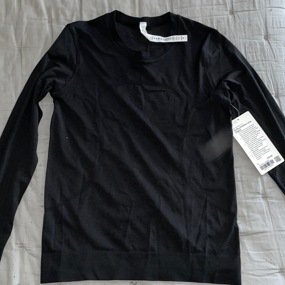 Lululemon Swiftly Breathe Long Sleeve! NWT